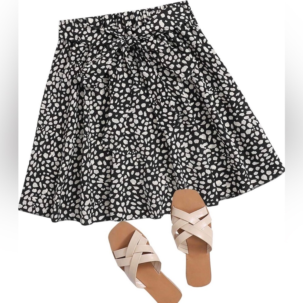 SheIn Women's Summer Floral Print Skater Short Skirt Black and White | Medium